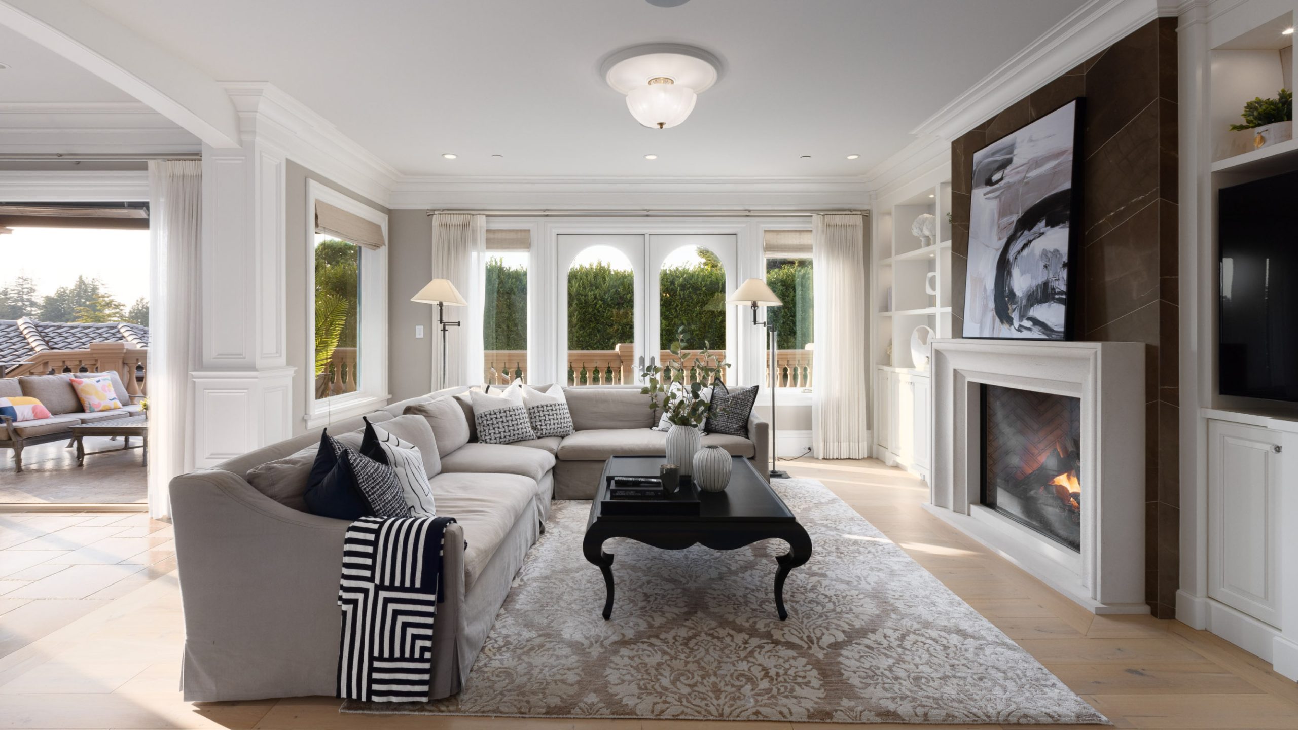 Vancouver Royal Pacific Realtor Marketing Materials Design